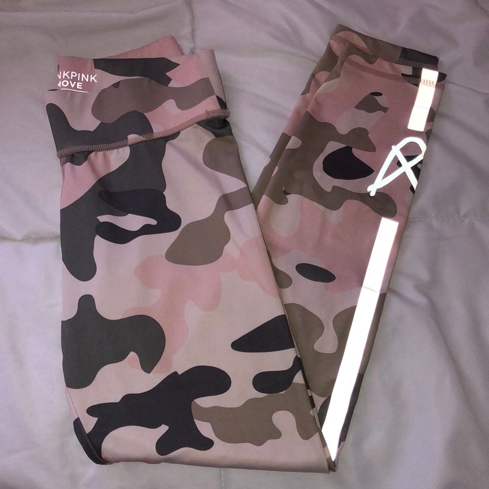 Pink Camo leggings